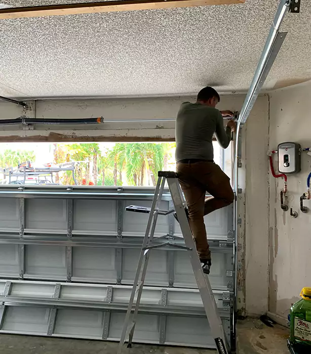 Garage Door Repair Lantana