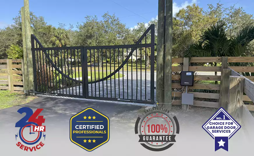 Wrought Iron Fence Repair And Painting in Lantana, FL