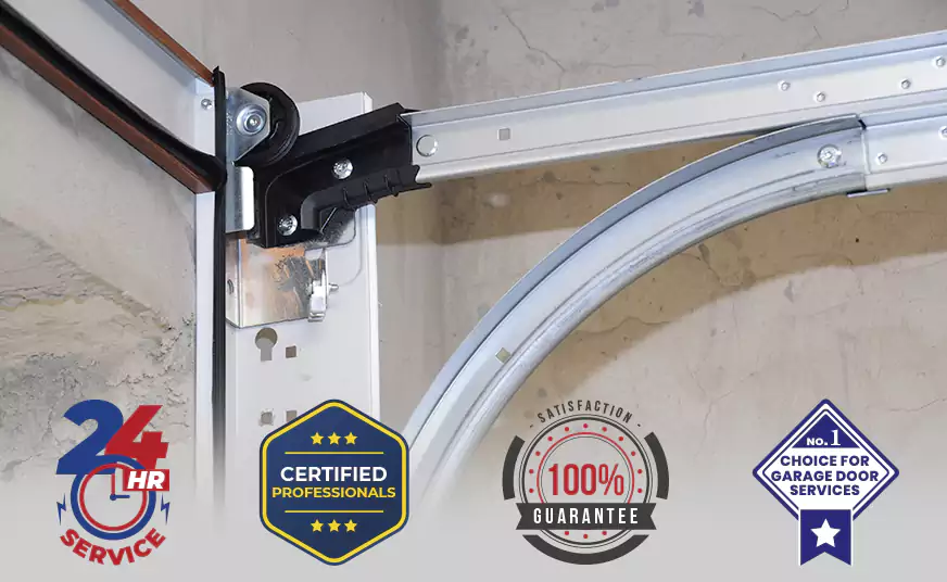 Roller Door Lock Barrel Replacement in Lantana, FL